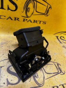 KRATKA NAWIEWU PRAWA RENAULT MEGANE IV HB