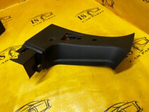 POSZYCIE OSŁONA OBUDOWA SŁUPKA TYŁ PRAWA PRAWY DACIA LODGY LIFT 2022R