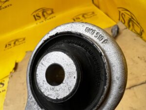 WAHACZ PRZÓD PRZEDNI PRAWY PORSCHE MACAN 95B