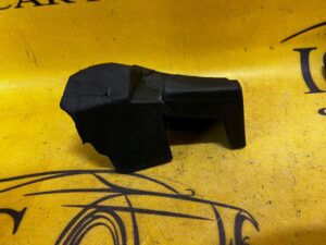 OSŁONA ZEWNĘTRZNA BŁOTNIKA PRAWA BMW 5 G30