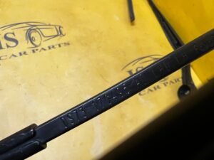 KOMPLET RAMIONA WYCIERACZKI PRZÓD FORD FUSION LIFT USA MONDEO MK5