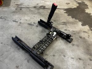 SZYNY ZAPINKA KLAMRA PASA BEZPIECZEŃSTWA FOTELA PRZÓD PRAWY FORD FUSION USA