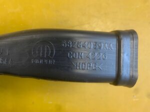 KANAŁ POWIETRZA TUNELU ŚRODKOWEGO JEEP WRANGLER JL