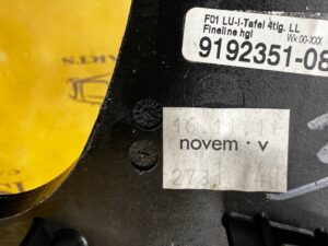 DEKOR RAMKA OSŁONA DESKI KONSOLI KOKPITU DREWNO BMW 7 F01 EU