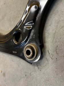 WAHACZ PRZÓD PRZEDNI PRAWY DACIA SANDERO III JOGGER 1.0 TCE