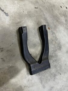 KANAŁ TUNEL NAWIEWU POWIETRZA NA TYŁ MERCEDES GLS X166