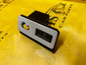 LAMPKA OŚWIETLENIE KABINY WNĘTRZA PRAWA LAND ROVER DISCOVERY 5 V L462