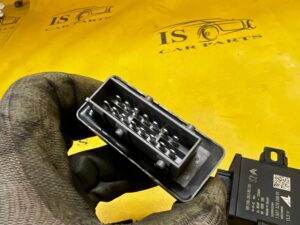 PRZEKAŹNIK ŚWIEC ŻAROWYCH PEUGEOT 508 I 2.0 HDI