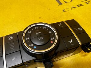 PANEL PRZEŁĄCZNIK NAWIEWU KLIMATYZACJI TYŁ MERCEDES GL X166 USA