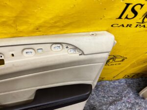 TAPICERKA BOCZEK DRZWI PRZÓD PRAWY MERCEDES GLS X166