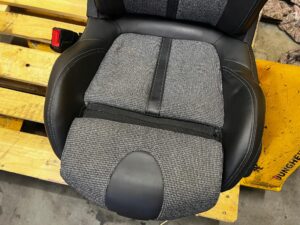 FOTEL PRZÓD LEWY KIEROWCY AIRBAG ALLURE PAMIĘĆ PEUGEOT 5008 II EU