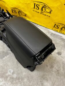 PODŁOKIETNIK SCHOWEK TUNELU ŚRODKOWEGO FORD ESCAPE MK4 1.5 EB