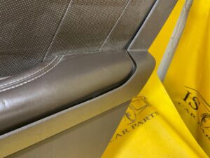 BOCZEK TAPICERKA DRZWI BIAŁY BRĄZ PRAWY TYŁ RENAULT ESPACE V