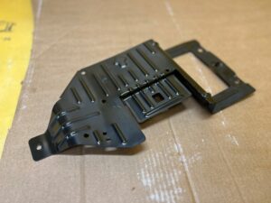 MOCOWANIE UCHWYT STEROWNIKA CZUJNIKÓW PARKOWANIA PDC FORD RANGER MK5 V