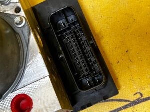 POMPA HAMULCOWA ABS ACC JAGUAR XJ X351