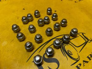 NAKRĘTKI DO KÓŁ KOMPLET 20 SZT NISSAN X-TRAIL T32