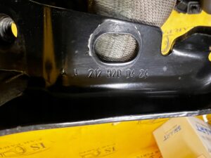 MOCOWANIE UCHWYT OPARCIA TYŁ PRAWY MERCEDES CLS W218 E W212