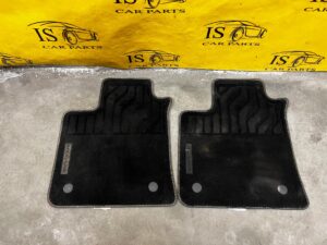 DYWANIK WYCIERACZKA WELUROWA PRZÓD LEWY ORYGINALNY RENAULT MEGANE IV HB