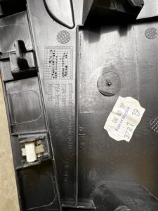 OSŁONA MASKOWNICA GŁOŚNIKA DESKI KONSOLI LEWA CITROEN C4 GRAND PICASSO II