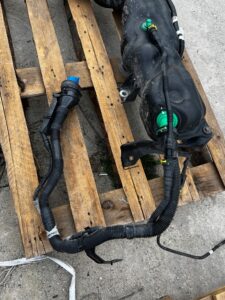 ZBIORNIK BAK WLEW POMPA ADBLUE TOYOTA HILUX VIII 2020 2.4D