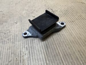 WSPORNIK MOCOWANIE RESORA BELKI ZAWIESZENIA TYŁ PRAWY VOLVO XC90 II