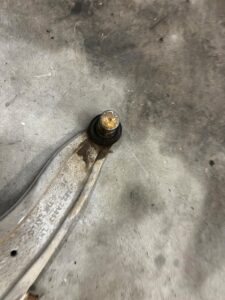 WAHACZ PRZÓD PRZEDNI LEWY LAND ROVER DISCOVERY SPORT V L550 LIFT