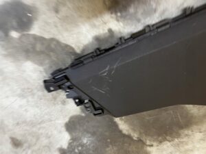 OSŁONA ZAŚLEPKA PANEL DESKI KONSOLI LEWA LAND ROVER DISCOVERY 5 V L462