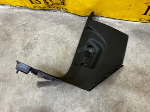 PLASTIK OSŁONA PROGU SŁUPKA A PRZÓD PRZEDNIA LEWA LEWY AUDI SQ7 Q7 4M0