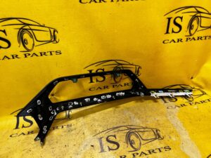 DEKOR RAMKA LISTWA DESKI KONSOLI BMW F40