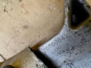 ŁAPA PODUSZKA PODPORA SILNIKA LEWA CHEVROLET CORVETTE C5 97-04