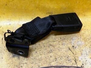 ZAPINKA PASA BEZP TYŁ MERCEDES A KLASA W177