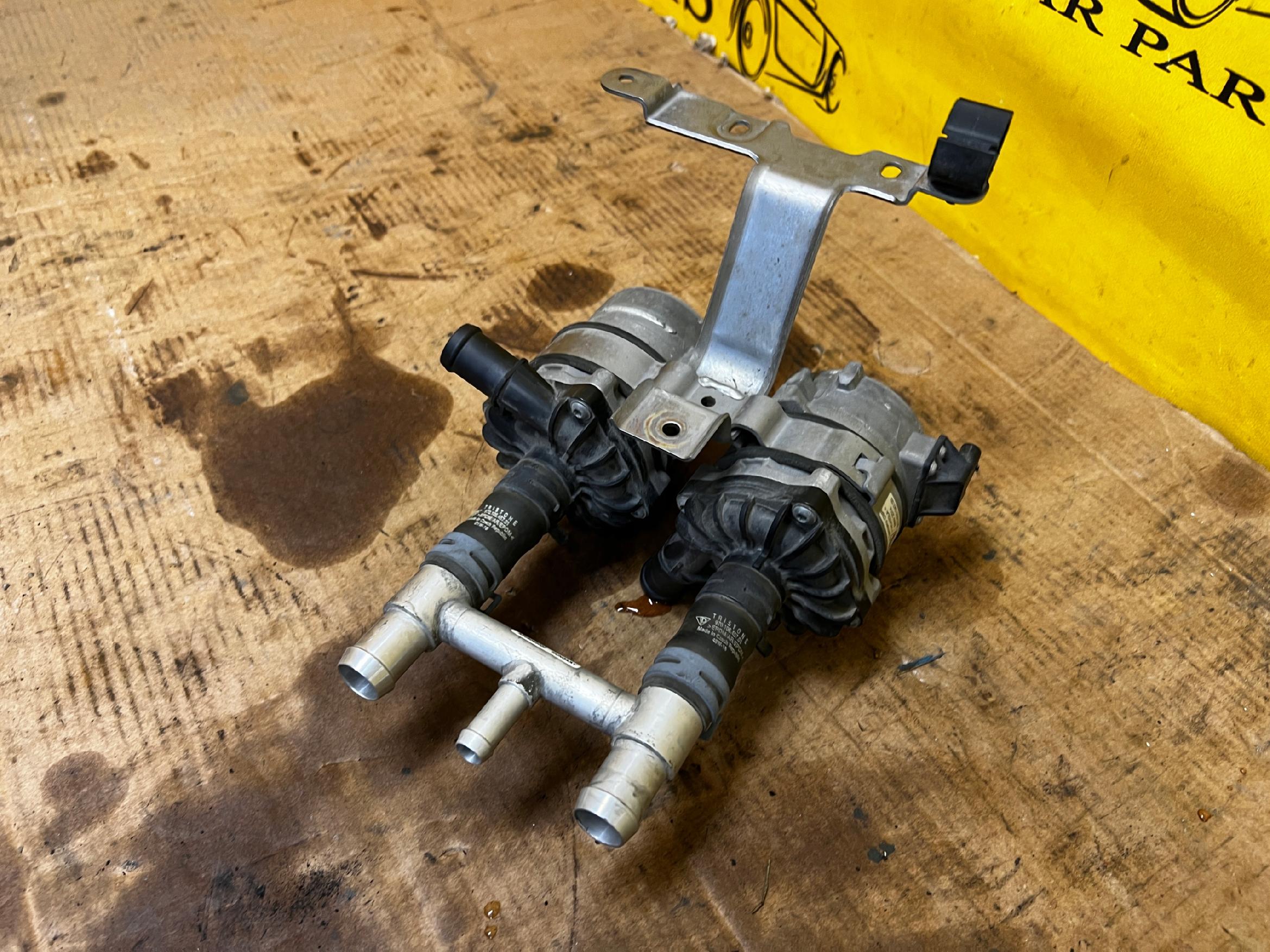 DODATKOWA POMPA PRZEWÓD WODY PORSCHE PANAMERA 970 I LIFT 3.0 S E-HYBRID