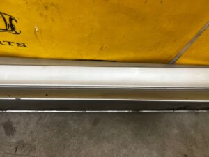 LISTWA NAKŁADKA PROGOWA PRÓG LEWA LEWY MERCEDES C-KLASA W206 AMG 7922 922