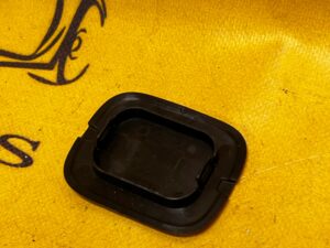 OSŁONA PLASTIK ZAŚLEPKA LAND ROVER DISCOVERY V L550