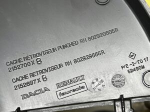 OSŁONA TRÓJKĄT LUSTERKA PRAWY DACIA DUSTER II