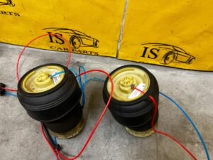 KOMPLET MIECHY MIECH TYŁ TYLNY PNEUMATYCZNY PRAWY LEWY BMW X5M E70 X6M E71