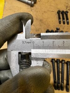 4 X ŚRUBA M12X98 FORD BRONCO 21-