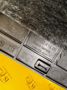 OSŁONA DOLNA KONSOLI DESKI PASAŻERA PRAWA PORSCHE PANAMERA 970 I LIFT