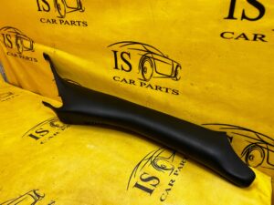 POSZYCIE OSŁONA OBUDOWA SŁUPKA PRZÓD A PRAWY CHEVROLET CORVETTE C5 97-04