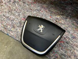 KPL DESKA KONSOLA 2 X PASY PODUSZKI AIRBAG JBL HUD PEUGEOT 508 I 2012R EU