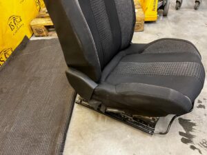 FOTEL KIEROWCY PRZÓD LEWY PEUGEOT 3008 II 5008 II EU