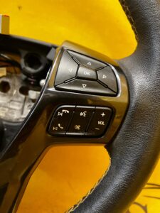 KIEROWNICA SKÓRA MULTIFUNKCJA TEMPOMAT FORD RANGER MK5 V 2020 WILDTRAK