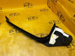 PLASTIK OSŁONA PROGU SŁUPKA A PRZÓD PRAWY MERCEDES GL X166