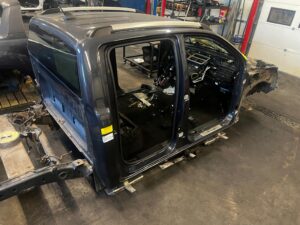 KAROSERIA ĆWIARTKI PODŁUŻNICE KASTA DACH PRZÓD FORD RANGER V MK5 2015-2023