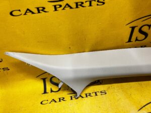 POSZYCIE OSŁONA OBUDOWA SŁUPKA PRZÓD A PRAWY RENAULT MEGANE IV