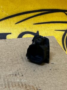 ZAŚLEPKA OSŁONA KLAMKI TYLNYCH DRZWI DACIA SANDERO 3 III