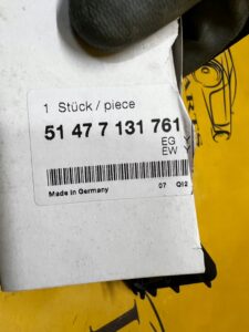 UCHWYT WSPORNIK TRÓJKĄTA OSTRZEGAWCZEGO BMW 3 E90 E92 NOWY OEM