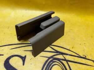 OSŁONA PLASTIK SZYNY FOTELA RANGE ROVER VOGUE L405