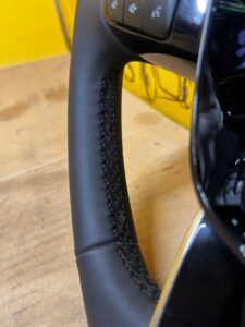 NOWA KIEROWNICA SKÓRA MULTIFUNKCJA FORD KUGA MK3 LIFT TITANIUM