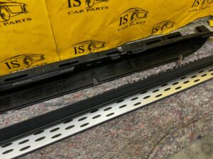 OSŁONA LISTWA PROGU PROGOWA PRÓG LEWY LEWA LED MERCEDES GL X166